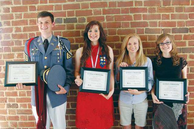 DAR Scholarship web