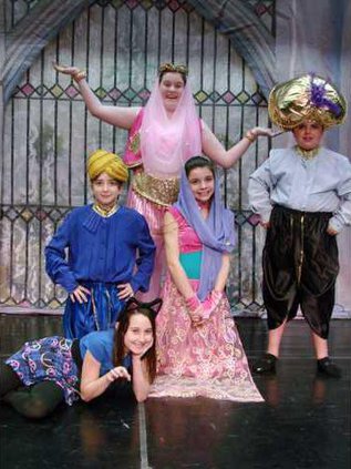 aladdin cast1-hi res