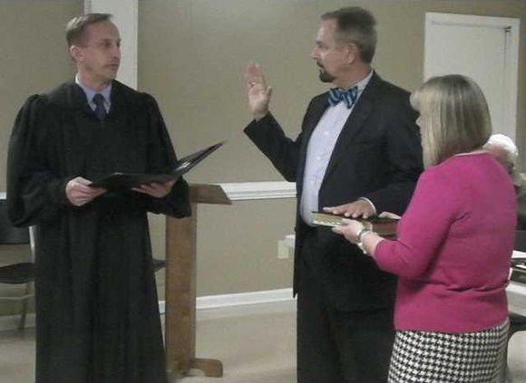 Elgin mayor.JPG
