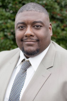 Kenny Lawson (Web).jpg