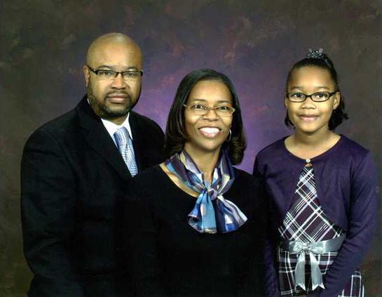 Ellis White wife Vanetta and daughter Carmen-missing sonCreighton