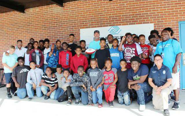 Jackson Teen Center - Group Web
