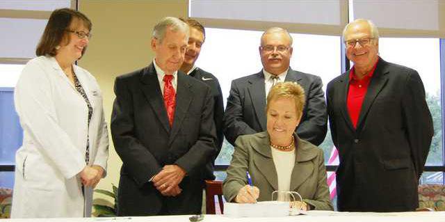 Contract Signing 1
