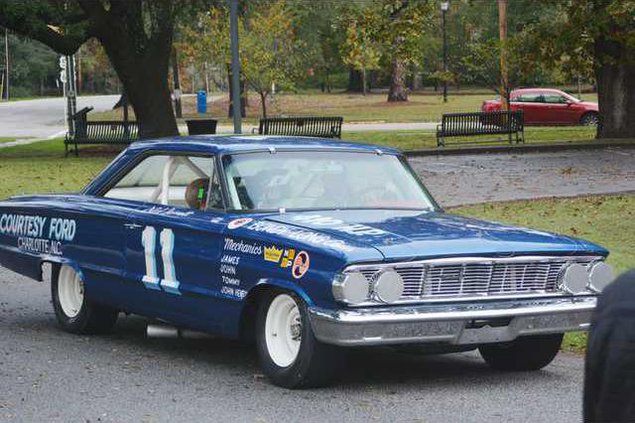 NASCAR - Car