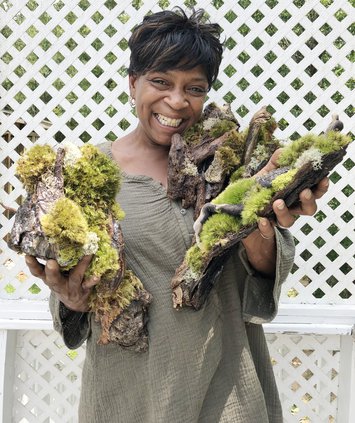 Moss Lady - Samples