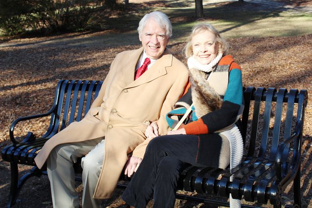 Scullys on Bench (W)
