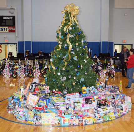 Elgin Christmas Tree