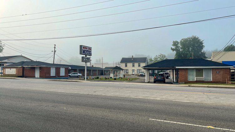 Mona Lisa Motel